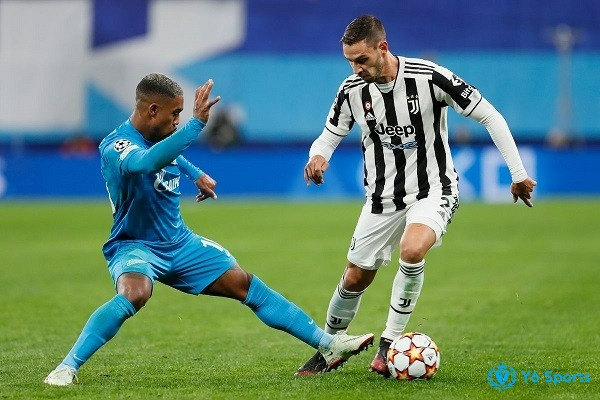 Zenit đấu với Juventus