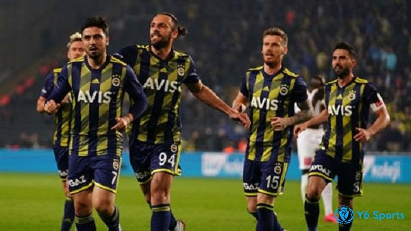 Fenerbahce đội bóng đang chiếm giữ ngôi đầu bảng B