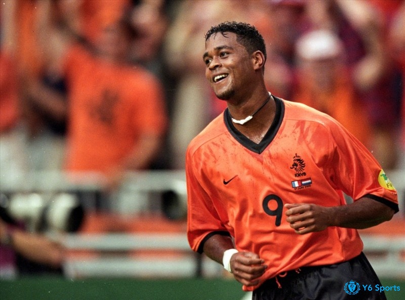 Patrick Kluivert là một tiền đạo tài năng của Hà Lan