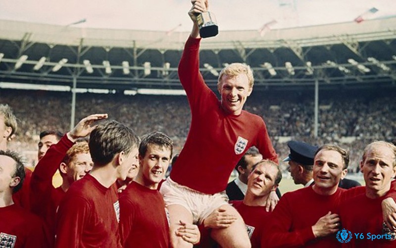 Top hậu vệ hay nhất World Cup - Bobby Moore