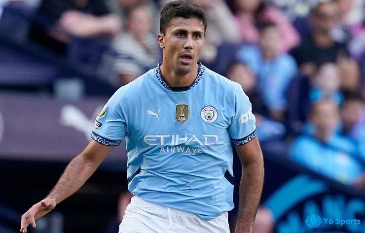 Tiền vệ hay nhất C1 phòng tuyến vững chắc của Manchester City - Rodri